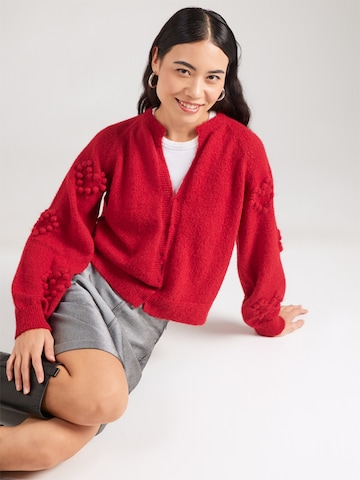 Cardigan 'VIMERIT' VILA en rouge : devant