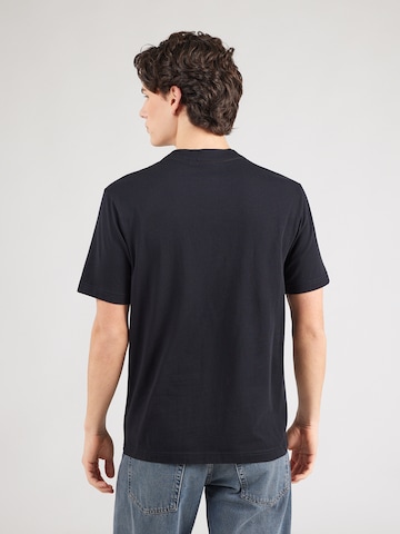 Tricou 'S-LODESTAR' de la NAPAPIJRI pe negru