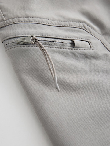 Next Slimfit Cargobroek in Grijs