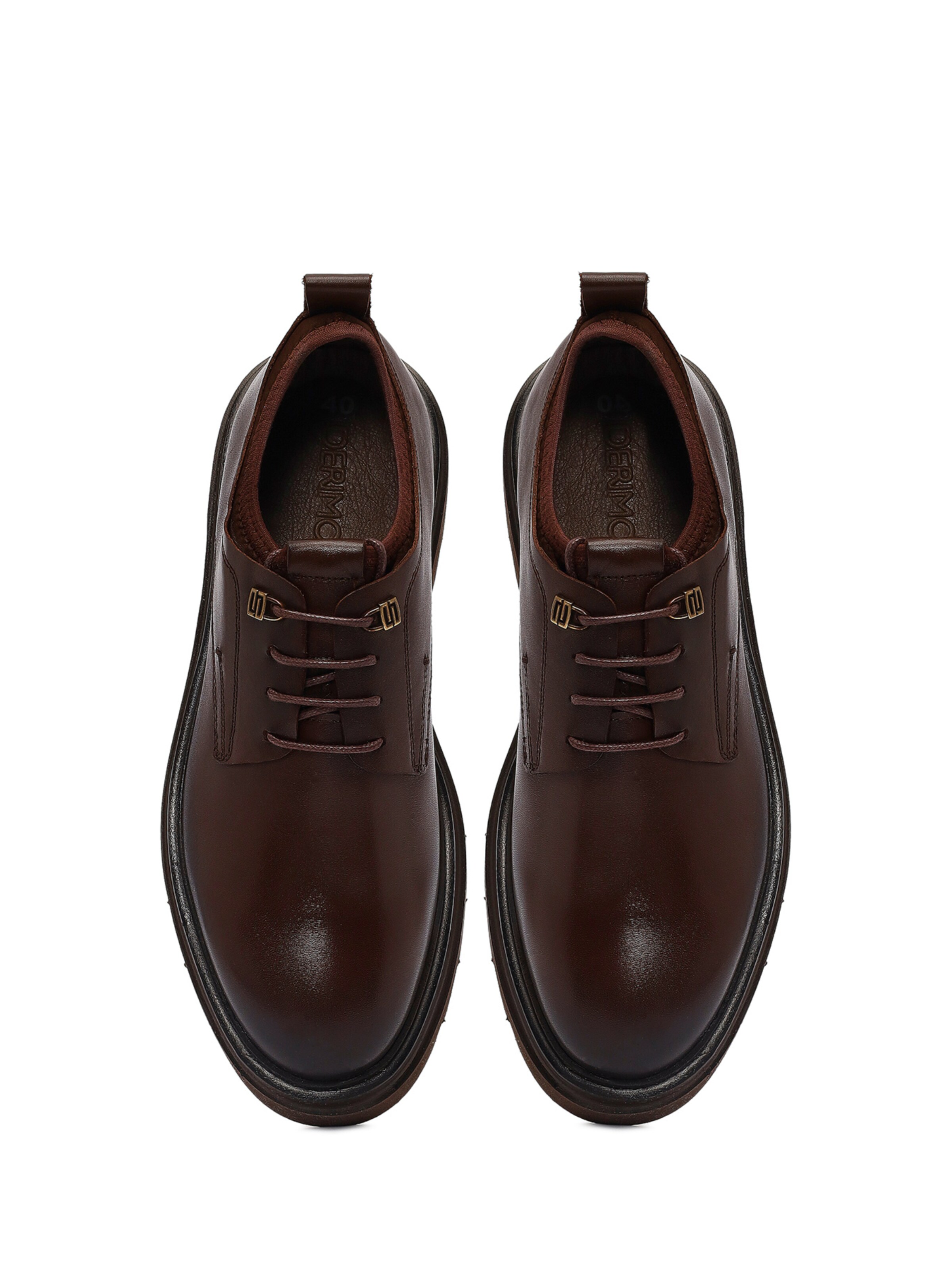 Scarpa stringata di Derimod in marrone