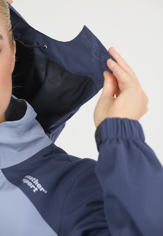 Weather Report Outdoor Jacket in Blue