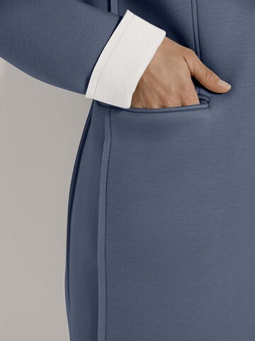 MADELEINE Between-seasons coat in Blue