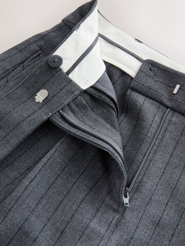Next - regular Pantalón en gris