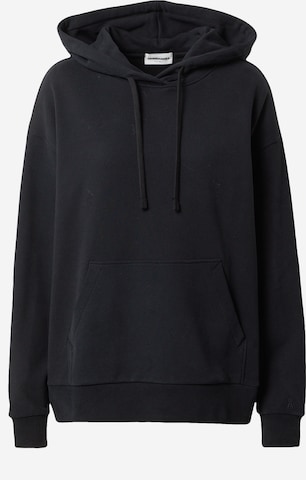 ARMEDANGELS Sweatshirt in Black: front