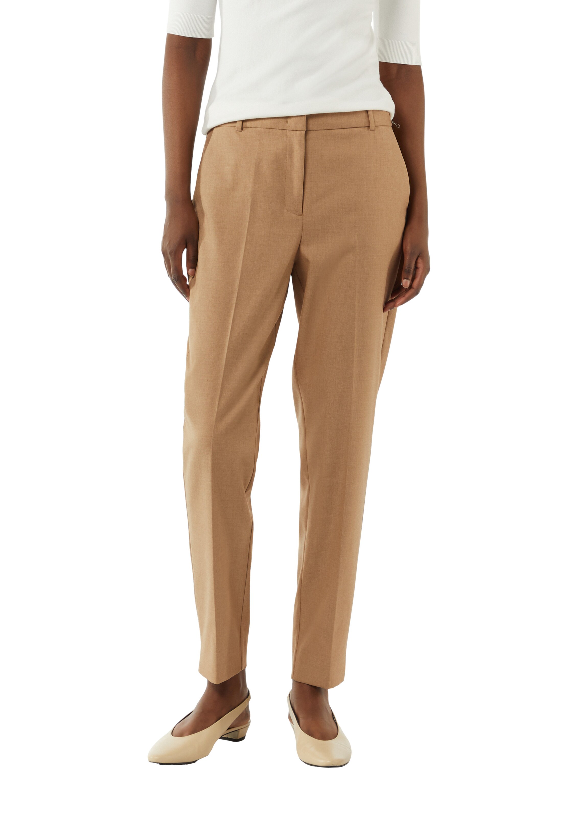 Coupe slim Pantalon COMMA en marron : devant