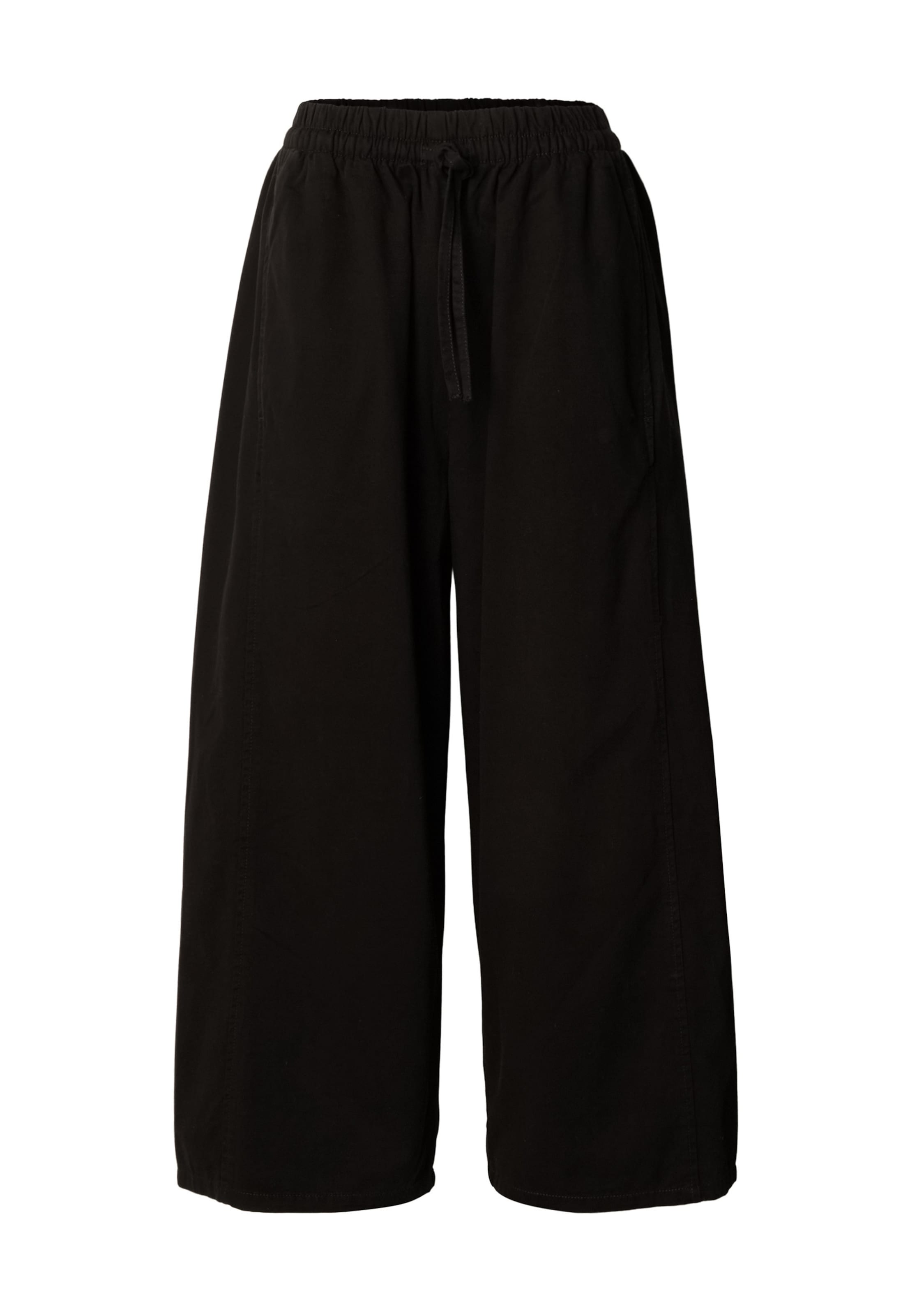 Pantalon Urban Classics en noir : devant