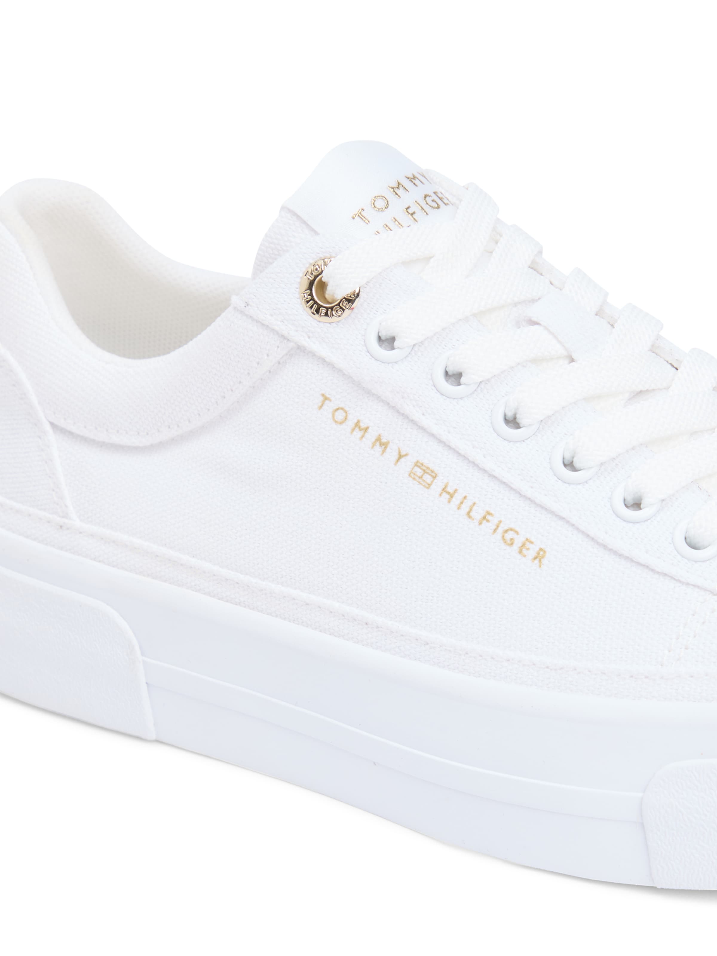 TOMMY HILFIGER Sneakers in White