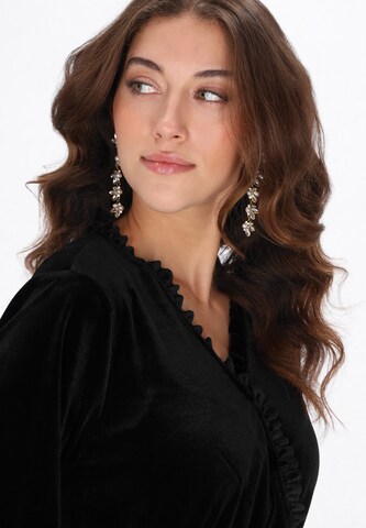 faina - Vestido em preto