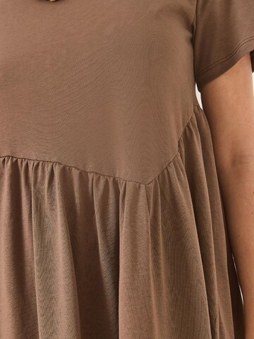 Bianco Lucci Jurk in Bruin