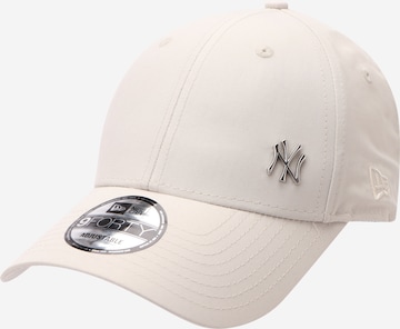 NEW ERA Pet 'FLAWLESS 9FORTY NEYYAN' in Beige: voorkant