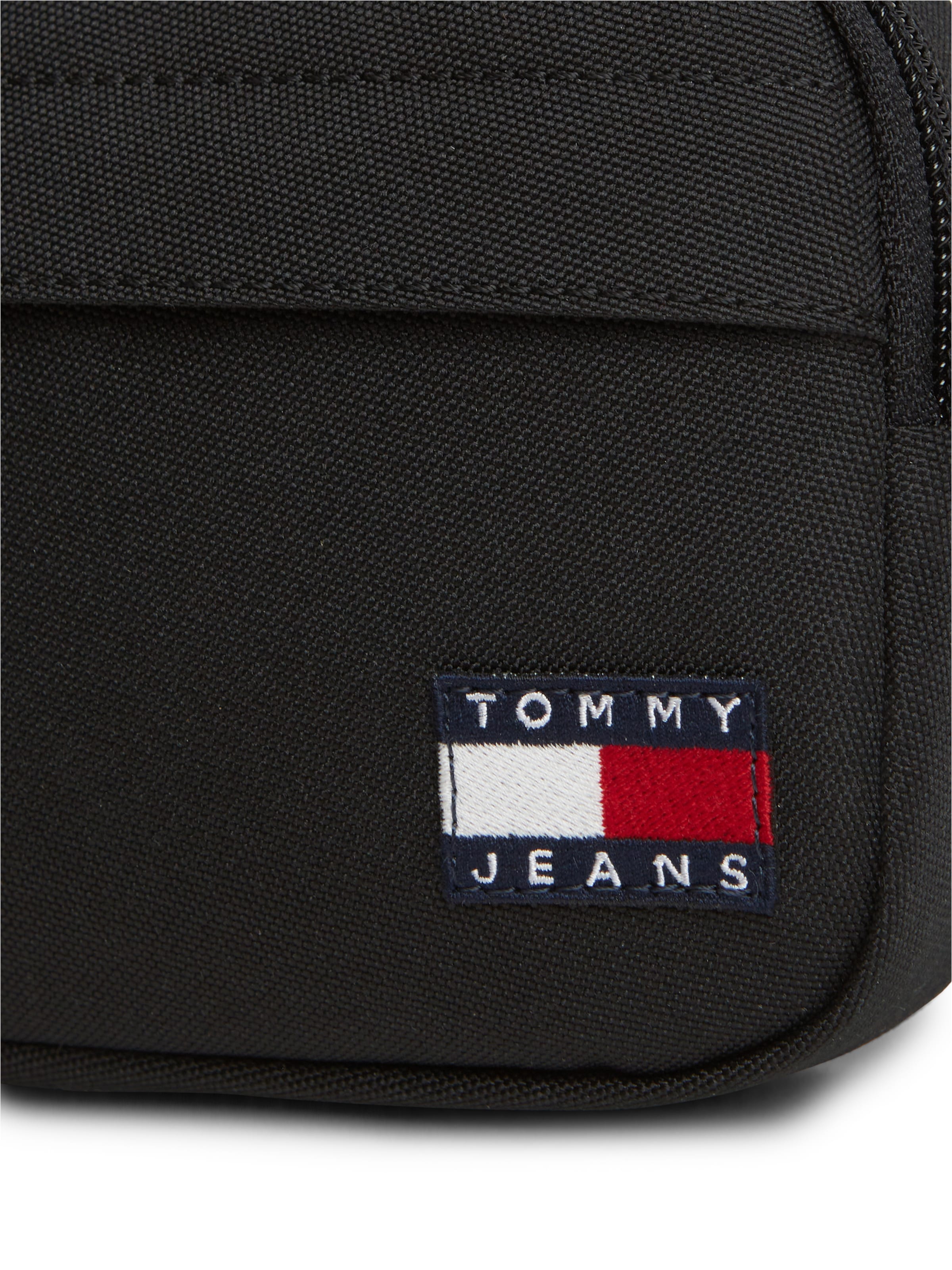 Borsa a tracolla 'ESS DAILY' di Tommy Jeans in nero