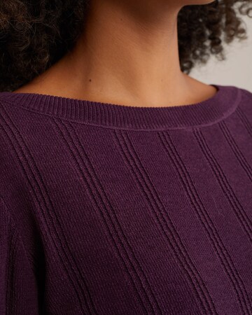 WE Fashion Sweater in Purple