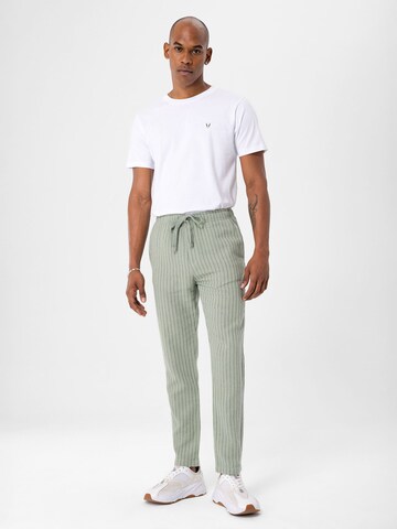 Coupe slim Pantalon By Diess Collection en vert
