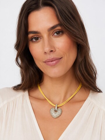 Allgäu Rebell Necklace 'Roxana' in Yellow
