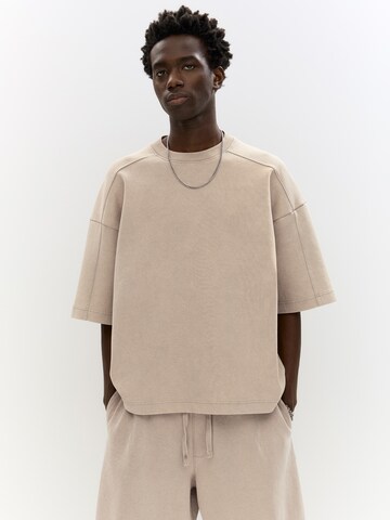 Maglietta di Pull&Bear in beige: frontale