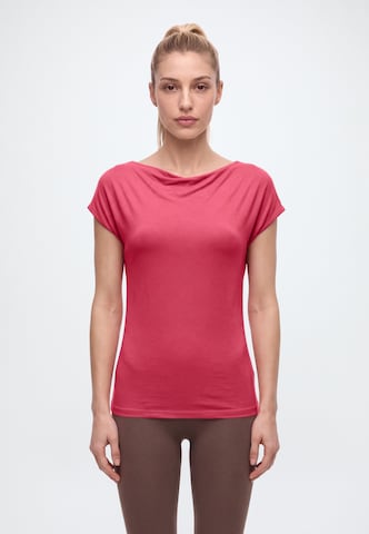 T-shirt fonctionnel CURARE Yogawear en rose : devant