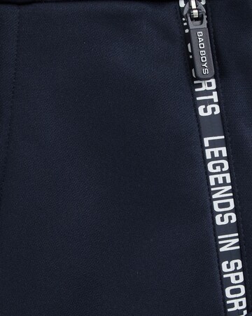 WE Fashion Tapered Trousers in Blue