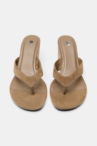 Pull&Bear Ujjelválasztó-pántos szandál - bézs