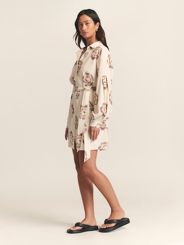 St MRLO Kleid 'Bligh' in Beige
