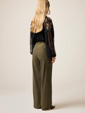 oltre Loose fit Trousers in Green