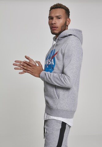 Mister Tee Sweatshirt 'NASA' i grå