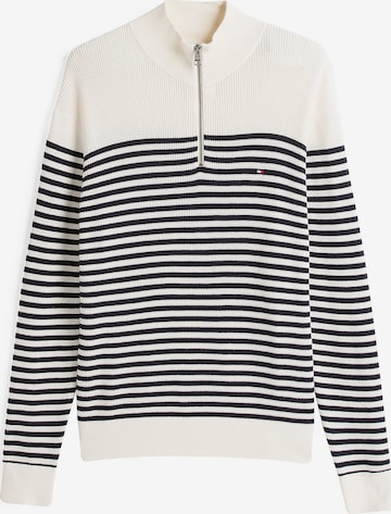 TOMMY HILFIGER Sweater in White: front