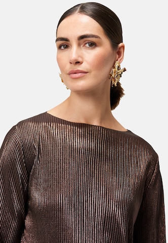 zero Shirt in Brown