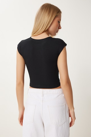 Happiness İstanbul Μπλουζάκι σε μαύρο