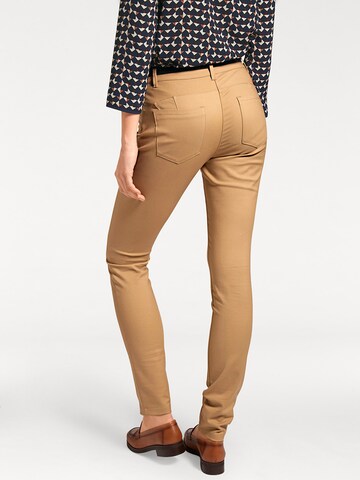 heine Slimfit Broek in Beige