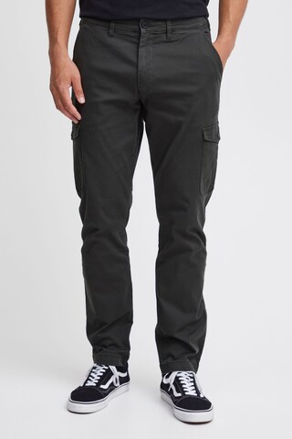 INDICODE JEANS Regular Cargobroek 'Beef' in Grijs: voorkant