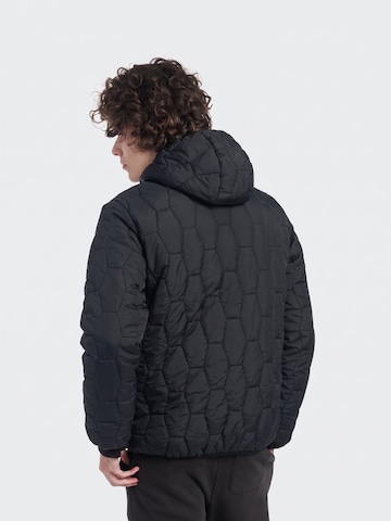 PENFIELD Kurtka zimowa 'HUDSON SCRIPT HEXAGONAL QUILT BLACK' w kolorze czarny