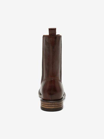 Bianco Chelsea Boots in Brown