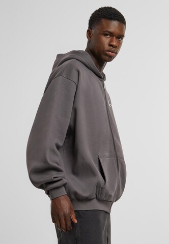 Karl Kani Sweat jacket 'Essential' in Grey