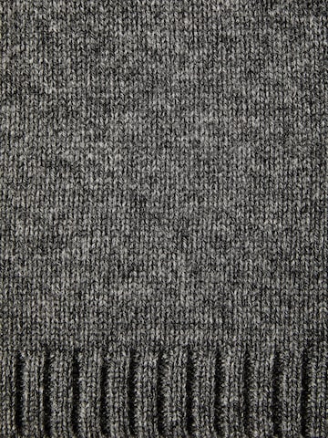 SELECTED - Gorra en gris