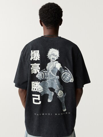 T-Shirt 'MY HERO' Pull&Bear en gris : devant