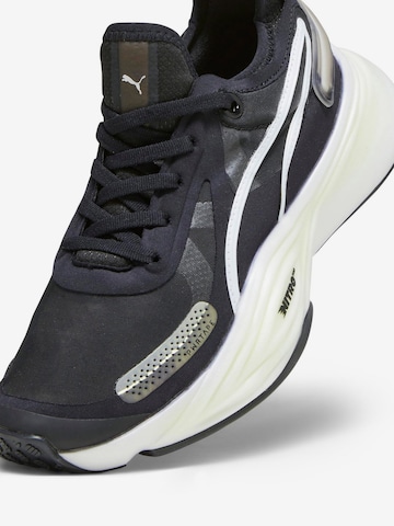 Scarpa da corsa 'Nitro Squared' di PUMA in nero