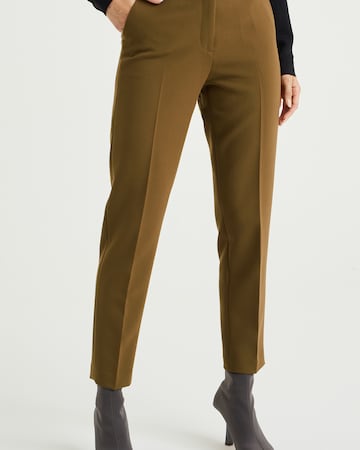 Effilé Pantalon chino WE Fashion en vert : devant