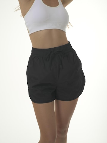 DRILLS Apparel Regular Sportbroek 'RACQUET Shorts' in Zwart
