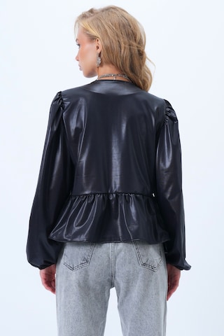 Trend Alaçatı Stili Blus i svart