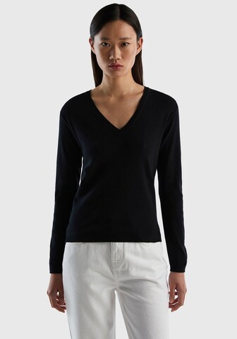 UNITED COLORS OF BENETTON Sweater in Black: front