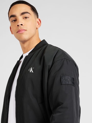 Calvin Klein Jeans - Chaqueta de entretiempo en negro