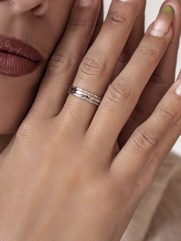 Hey Happiness Ring 'Twist Stack' in Silver