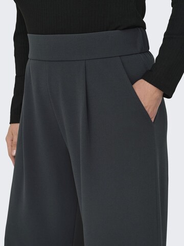 ONLY Carmakoma Wide Leg Hose in Grau