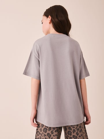 T-Shirt 'Oasis' Next en gris