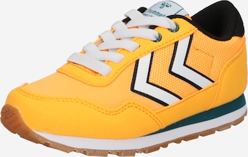 Hummel Trainers in Yellow: front