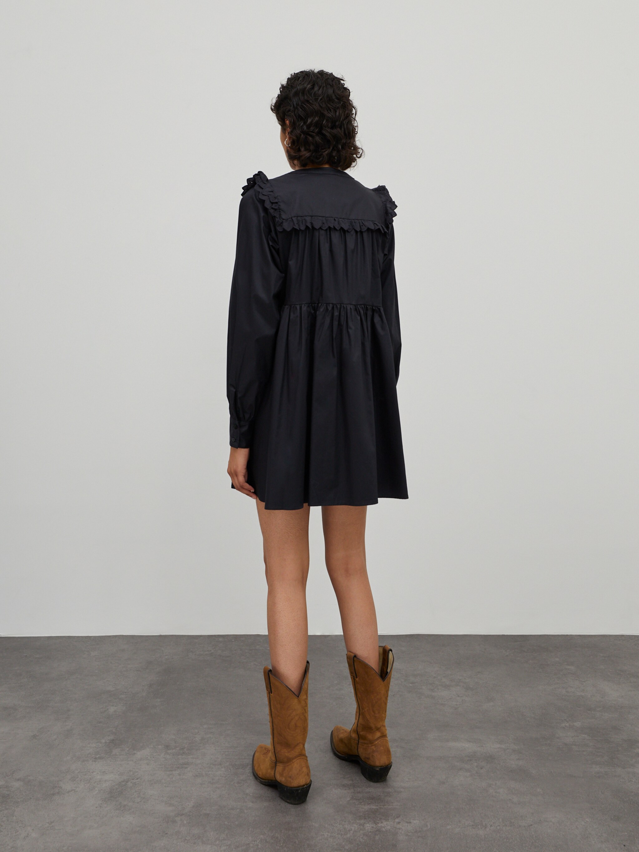 EDITED Produkte Kleid 'Camryn' schwarz