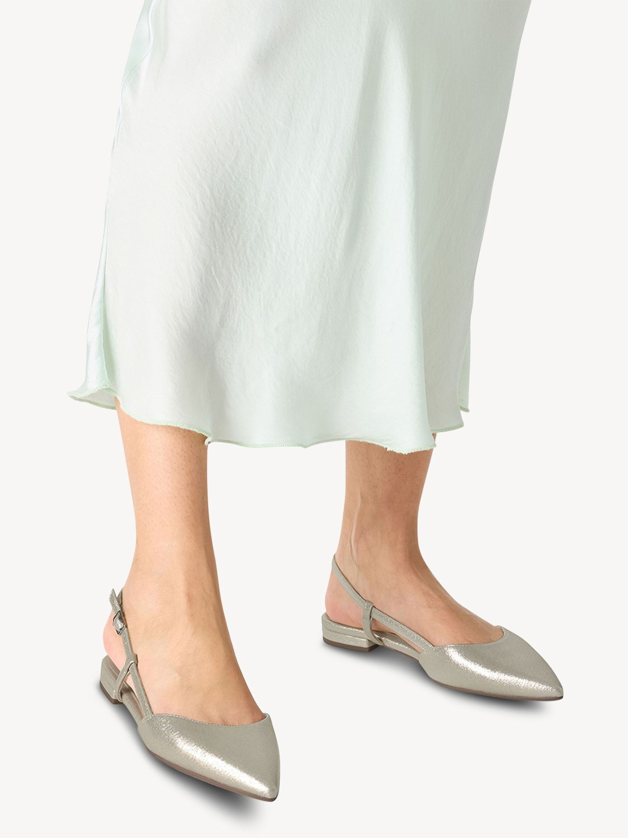 Ballerines à lanières Tamaris en beige : devant