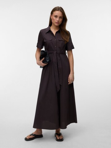 Abito camicia 'VMLotus' di VERO MODA in marrone: frontale