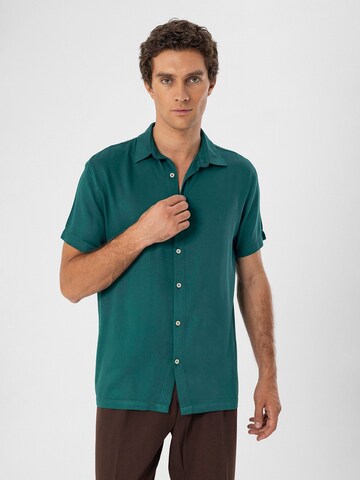 Antioch Regular fit Button Up Shirt 'Marco' in Green