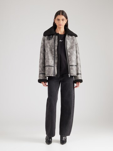BOSS Sweatshirt i svart